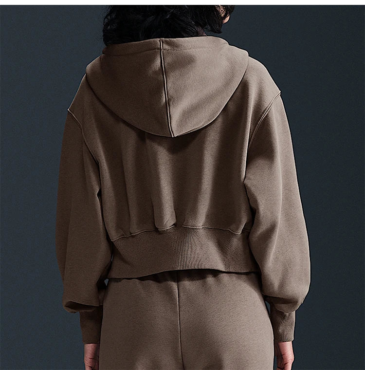 Authentic and original Nike women's jacket for autumn/winter.