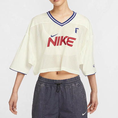 Official Nike women's summer t-shirt, casual, breathable, with V-neck.